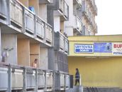 VIDEO: V Trnavane a ubytovni Domov požadujú od ľudí občianske protizákonne