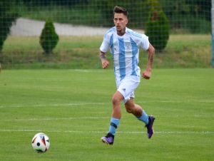 Kam za futbalom? Do Zelenča prídu Šúrovce, Moravany hrajú s Veľkými Kostoľanmi
