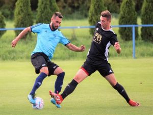 Futbal, 8. liga B: Veľké Kostoľany stratili vyhratý zápas, v Prašníku sa nedohralo