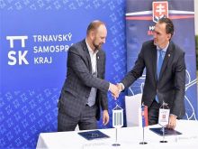 V Trnave má vzniknúť hokejová akadémia, Šatan s Viskupičom podpísali memorandum