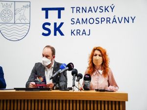 Župa k omikronu: Lekárov žiadajú o dlhšie ordinačné hodiny, recept aj cez web