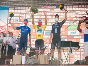 FOTO: Trnava aplaudovala Petrovi Saganovi, stal sa celkovým víťazom Okolo Slovenska