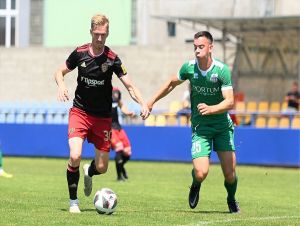 Spartak zdolal v príprave Petržalku, Vlasko sa rozlúčil parádnym gólom