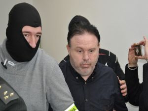 Vlčekovi za úkladnú vraždu exmanželky zrušili doživotie, dostal 25 rokov