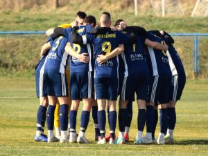 Futbal, 5 liga: Piešťany otočili derby s Hlohovcom, vyhralo aj Vrbové