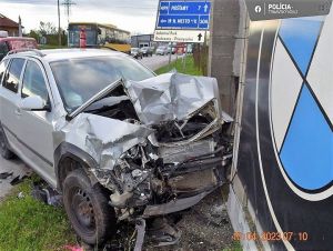 Pri Vrbovom nabúrala opitá žena, nafúkala vyše 2,5 promile