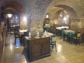 Denné menu na piatok: Kurací steak, syrovo-zeleninové krokety, miešaný šalát, losos
