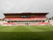 Spartak obmedzí pobyt na východnej tribúne len na krytú časť