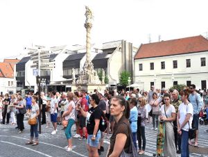 V Trnave budú v utorok v rovnakom čase dva protivládne protesty