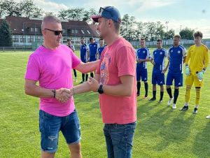 Futbal, 8. liga B: Moravany deklasovali Brestovany, Zavar zdolal Veľké Kostoľany