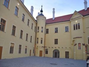 Magnátsku šabľu z hrobu Jozefa Erdödyho údajný potomok nedostane