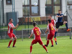 Kam za futbalom? Šúrovce hostia Červeník, Veľké Kostoľany vyzvú Zavar
