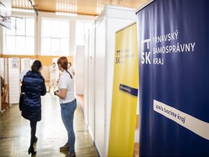 Bročka a Viskupič sa pohádali kvôli očkovaciemu centru v Trnave