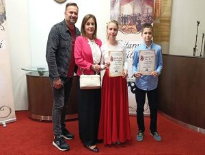 Gitaristi z trnavskej ZUŠ úspešne bodovali na súťažiach v Martine a Štúrove