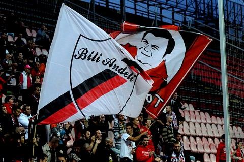 Oficiálny fanklub Spartaka sa ospravedlnil hráčom za incident