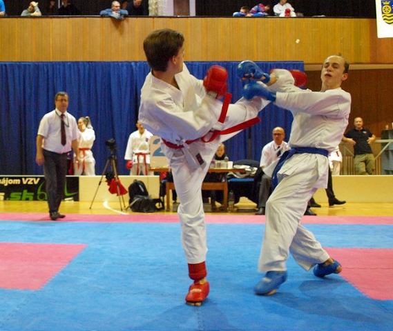 Na trnavský sviatok karate prišli stovky účastníkov, Vianočný pohár putoval do Srbska