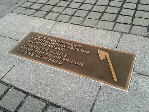 V centre Trnavy symbolicky obnovili Katovu uličku