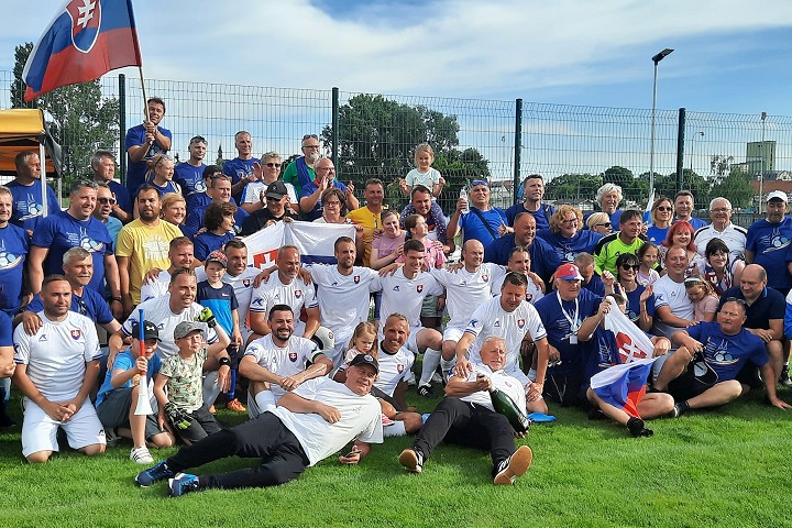 Slovenskí starostovia a primátori sú vo futbale opäť najlepší v Európe