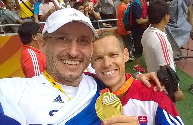 Šéf trnavskej Slávie Vladimír Gubrický oslavuje jubileum, najkrajší atletický darček už dostal