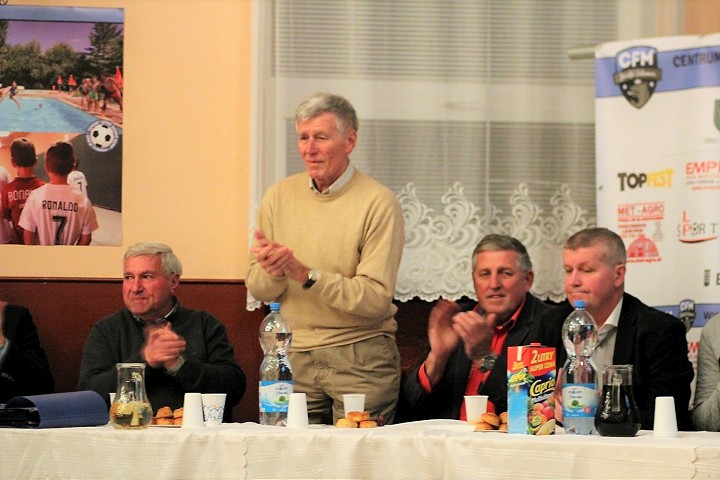 Centrum futbalovej mládeže Jozefa Adamca nesie štafetu nezabudnuteľnej ikony
