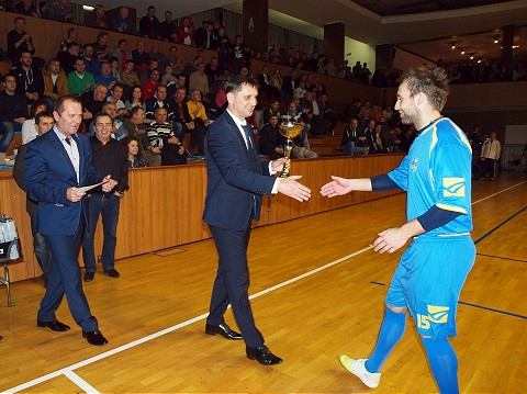Halový turnaj ObFZ Trnava vyhral oblastný výber, vo finále zdolal Dechtice