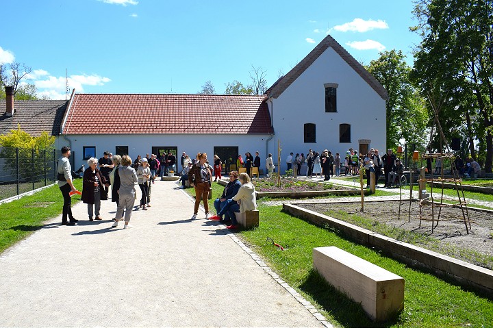 Pomáhali ste pri archeologickom výskume v Páci? Hľadajú vás!