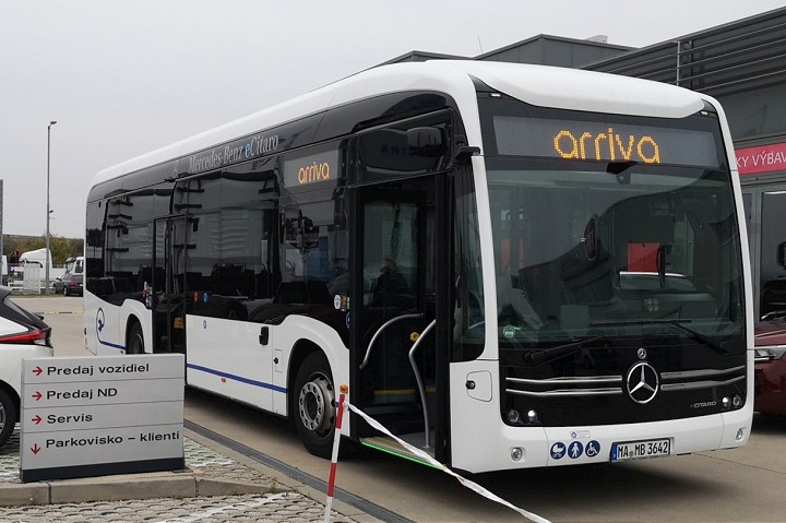 V mestskej doprave v Trnave testujú elektrobus, má ich jazdiť až sedemnásť