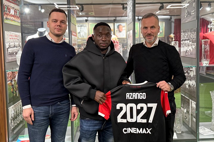 Spartak si poistil svoju oporu, predĺžil zmluvu s Philipom Azangom