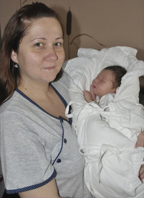BÁBENCE: Predvianočná radosť do rodín, na svet prišli malé detičky