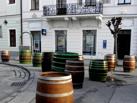 Mesto by malo v noci ožiť, bytovým domom hluk nehrozí