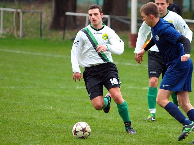 Futbal, 6. liga: Cífer vyhral aj nad Dolným Lopašovom, Zavar rozstrieľal Brestovany