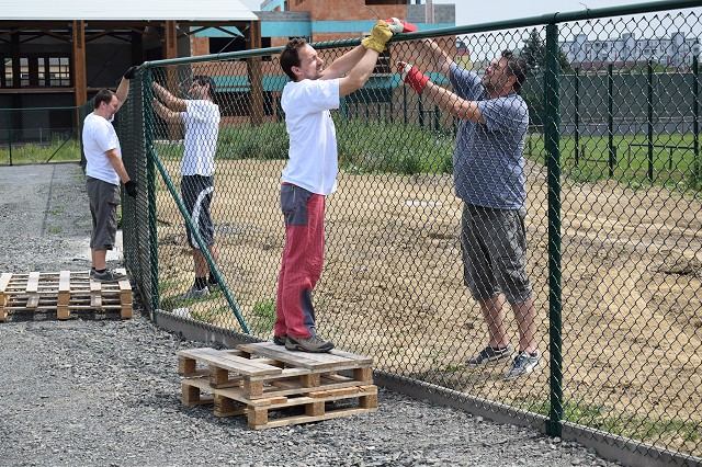 Dobrovoľníci pomôžu deťom v nemocnici, spríjemnia čas seniorom a zapoja sa do brigád