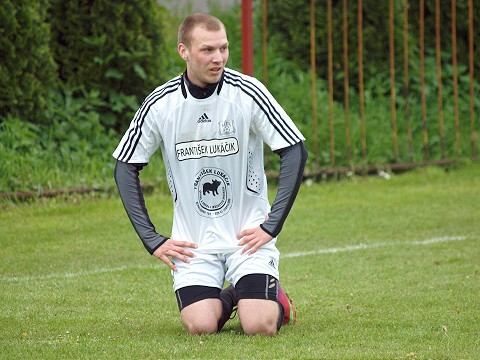Futbal, OM: Drahovce porazili Zeleneč, Leopoldov zakopol v Dvorníkoch