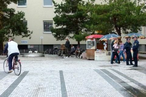 Vyštvanie bezdomovcov od fontánky oživí biznis v centre
