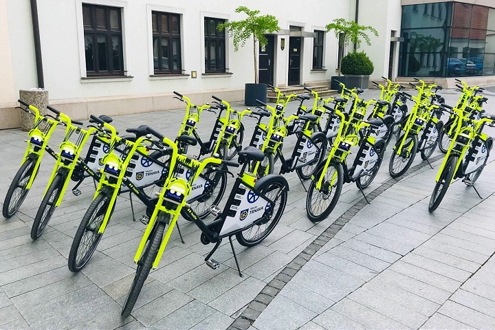 Do ulíc Trnavy sa v pondelok vrátia zdieľané elektrobicykle