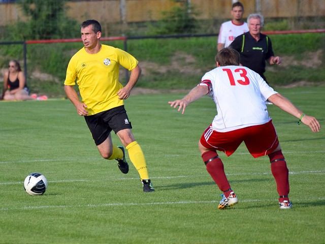 Futbalová glosa: Zo zápasu z Bieleho Kostola na neskorý zber do Pavlíc