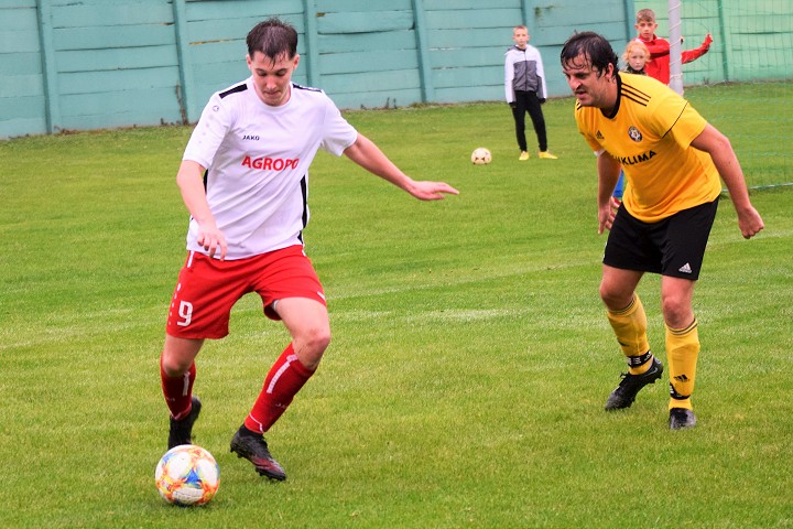 Futbal, 7. liga: Zvončín porazil Kátlovce, Bučany sa dočkali prvého víťazstva