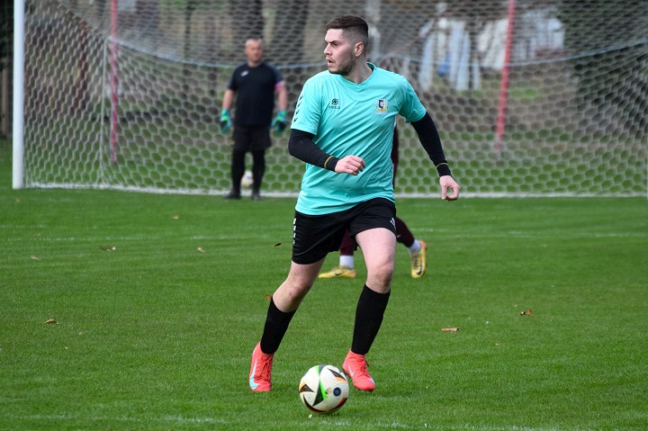 Futbal, 9. liga: Vrbové B porazilo Ostrov, vyhrali aj Bojničky, štvrtý už je Naháč