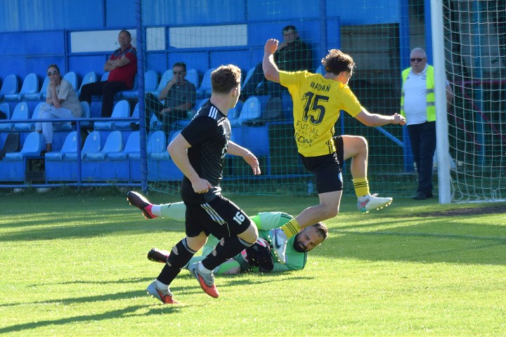 Futbal, 4. liga: Boleráz len remizoval s Piešťanmi, Nitra je krok od postupu