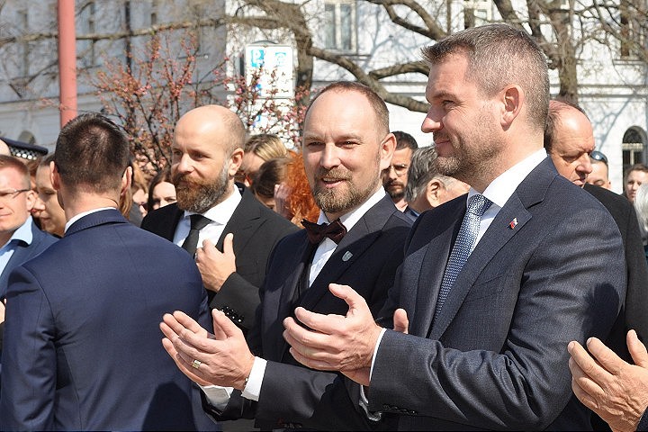 Prezident Peter Pellegrini po návrate z Ríma navštívi v stredu aj Malý Rím