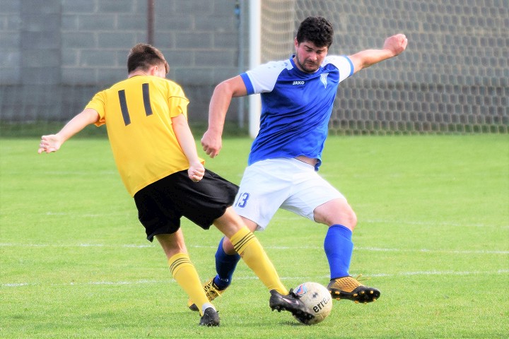 Futbal, 6. liga: Majcichov vyhral gólom zo záveru, Červeník otočil v Pečeňadoch