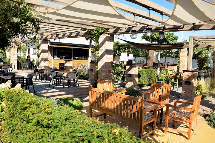 Rodinná pohoda na čerstvom vzduchu: Cafe 21 chystá súťaž vo vyrezávaní tekvíc