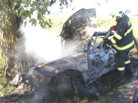 Čelný náraz v osemdesiatke: Vodič zomrie za desatinu sekundy