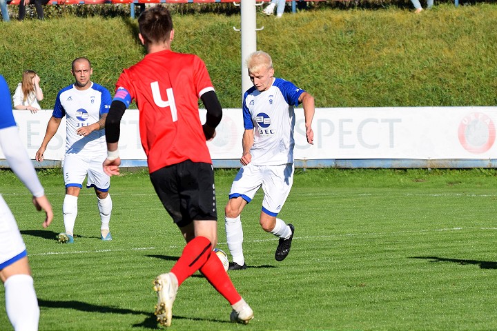 Kam za futbalom? Do Veľkých Kostolian príde Chtelnica, Červeník hostí Pečeňady