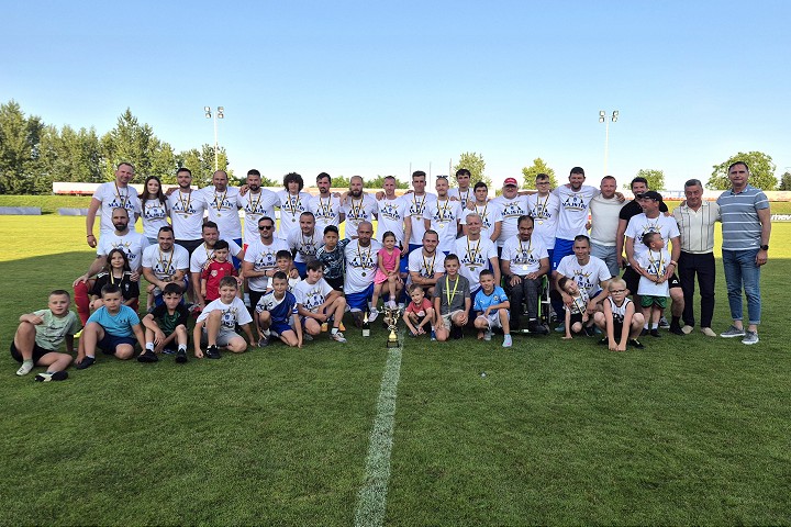 Futbal, 7. liga: Bronz berie Majcichov, v Maduniciach deväťgólová prestrelka