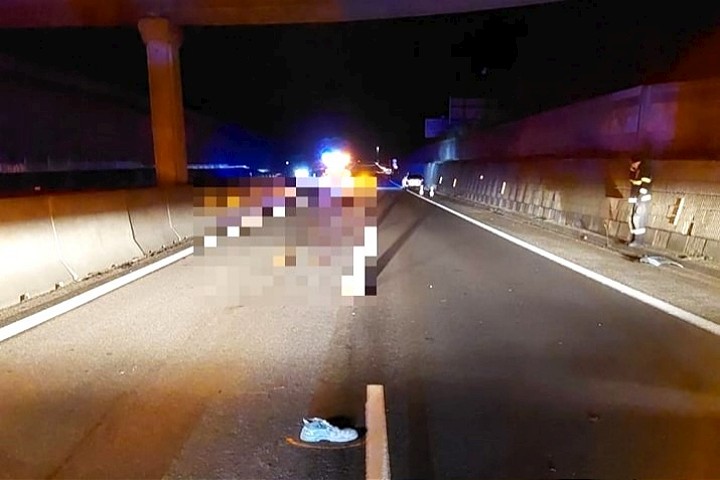 Dve tragédie na cestách, pri Trnave a pri Červeníku chodci zrážky autom neprežili