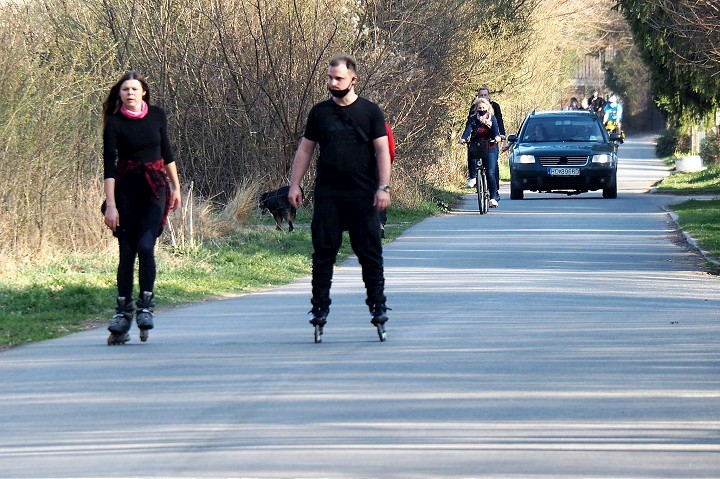 V Kamenáči sa dá ísť k splavu a k bývalému depu už len bez áut