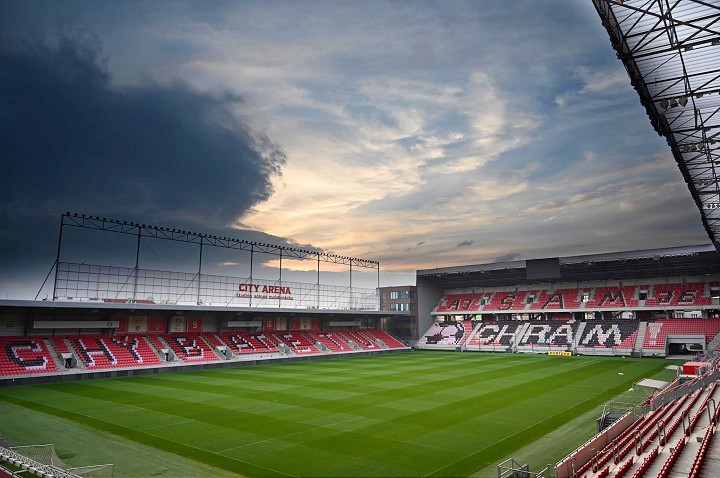 Aj štadión je chrám! Spartak odohrá derby bez divákov, ale s veľavravným odkazom