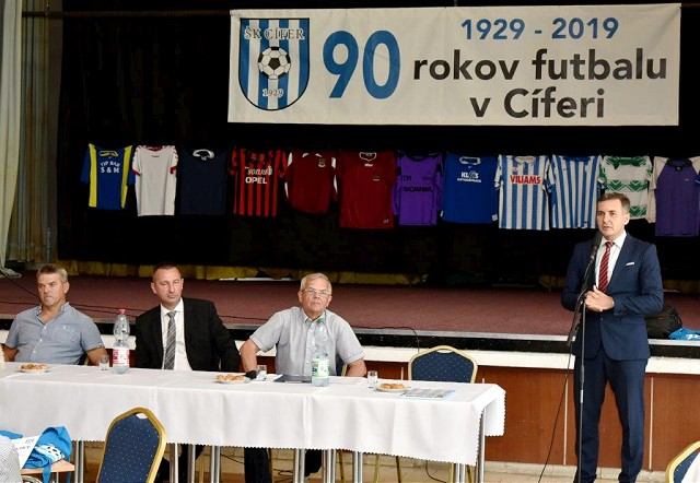 FOTO: V Cíferi oslávili 90 rokov futbalu v obci veľkolepo