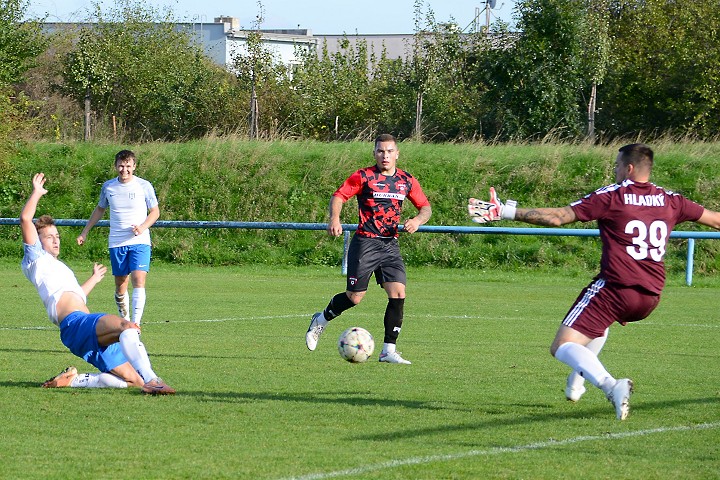 Futbal, 6. liga: V Cíferi znela pesnička Vysoký jalovec, tešil sa však Spartak